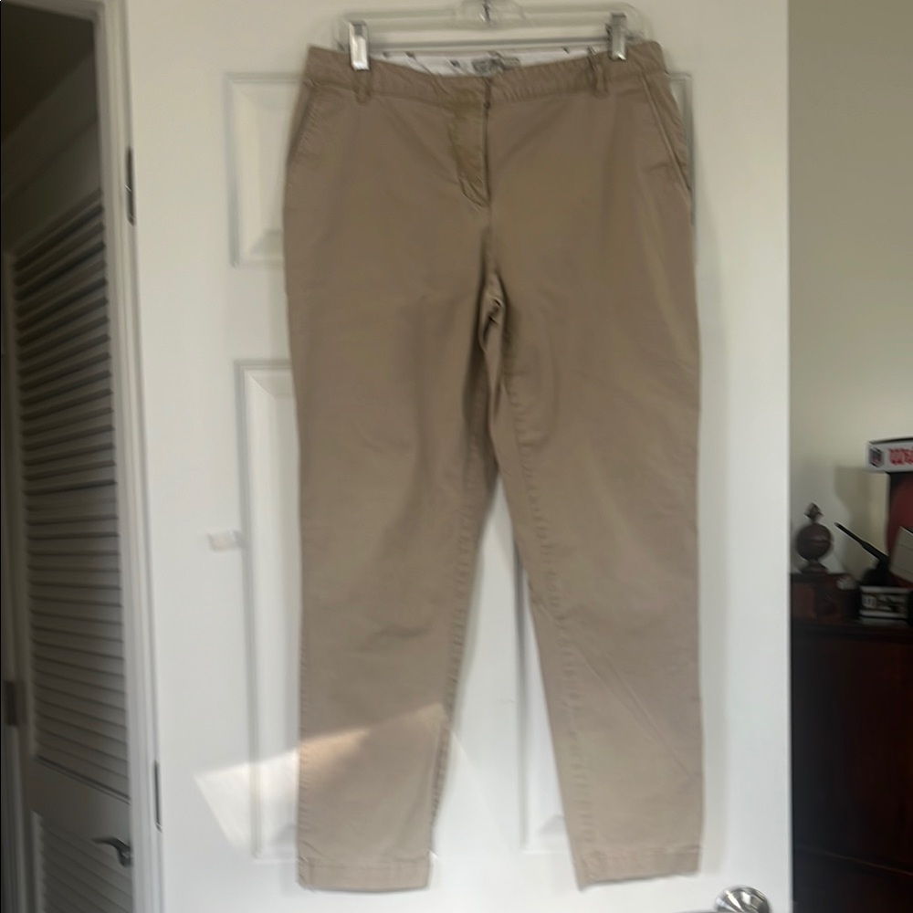 Women’s khaki size 10 pants